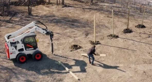 bobcat копаене