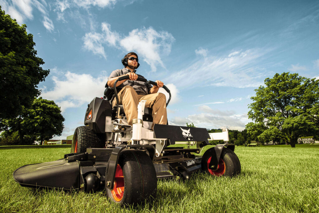 20230526 bobcat emea mowers zt3000 gallery 3 1 1 1